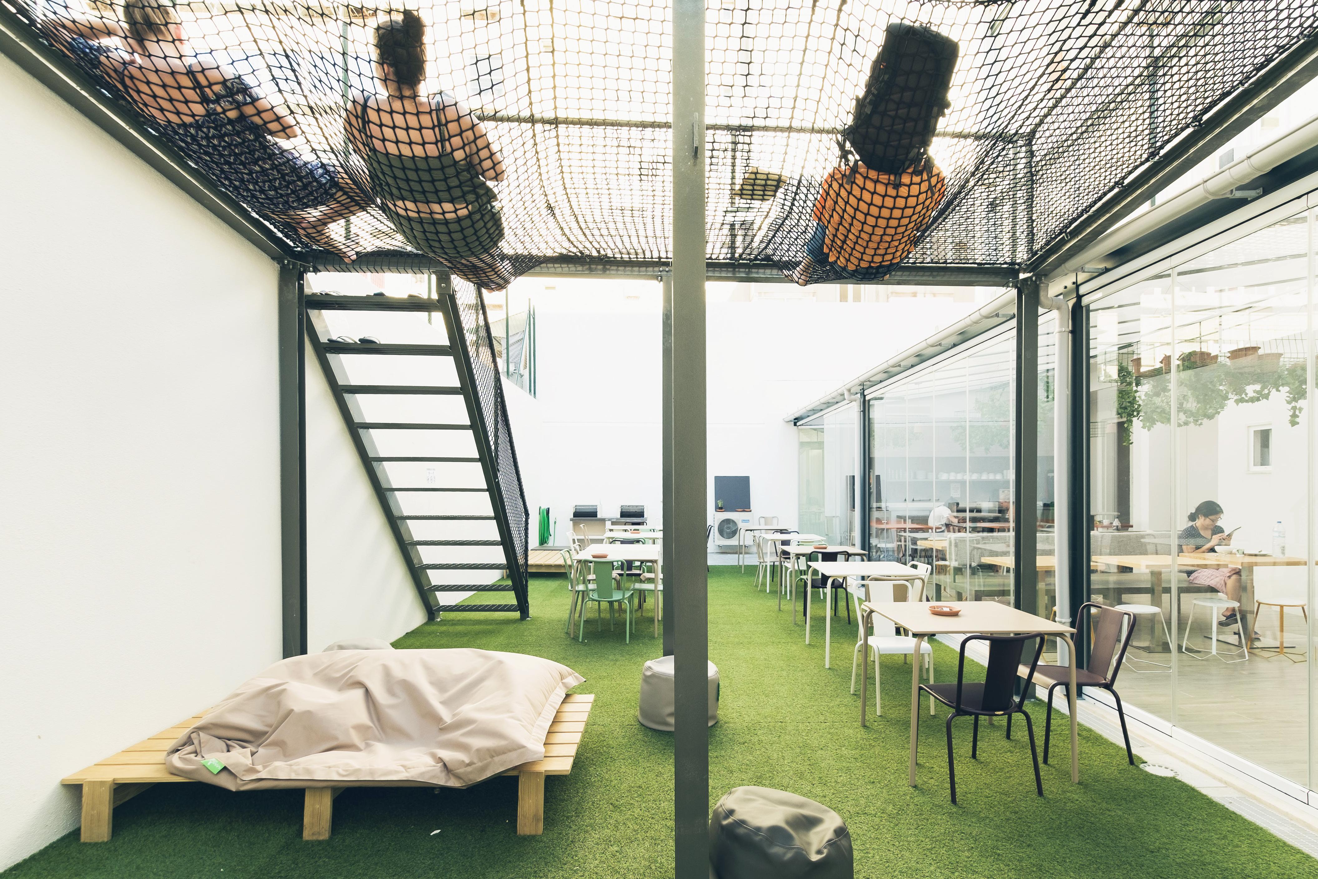 Hostel Wot Lisbon Patio Exteriér fotografie