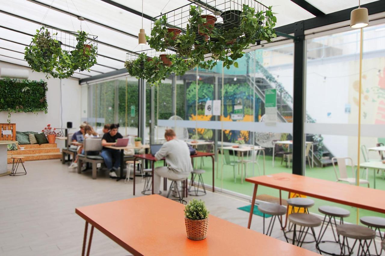 Hostel Wot Lisbon Patio Exteriér fotografie